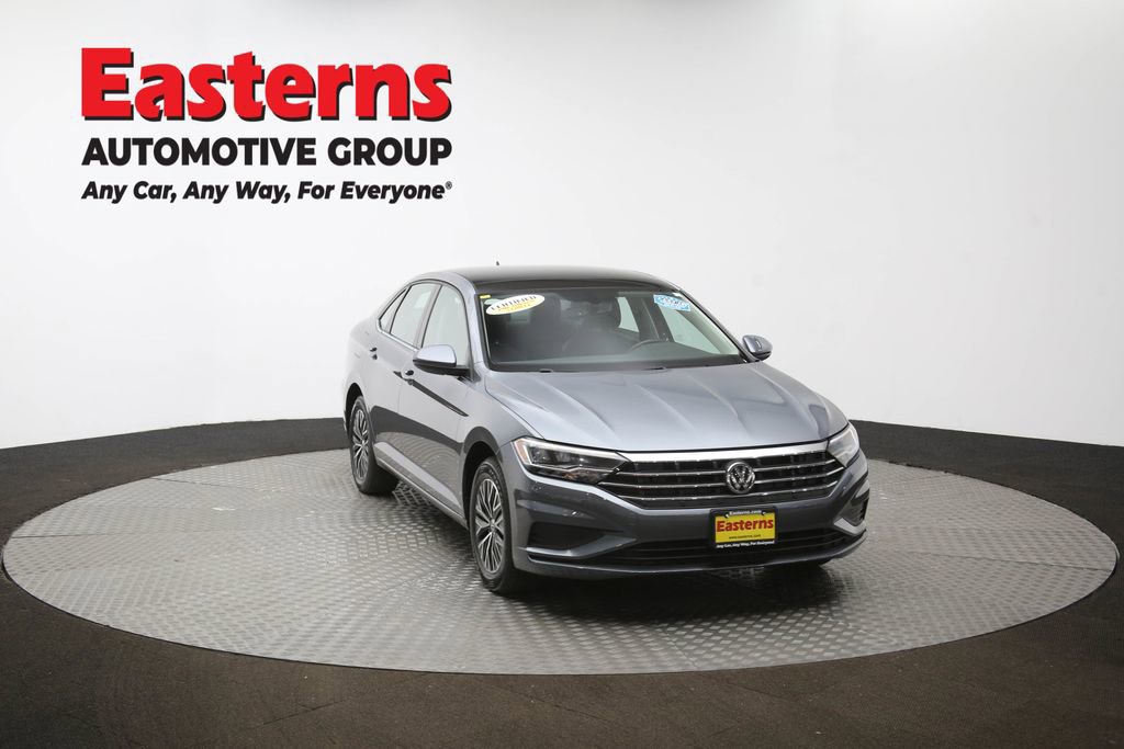 Used 2021 Volkswagen Jetta SE w/ SE Cold Weather Package image 50