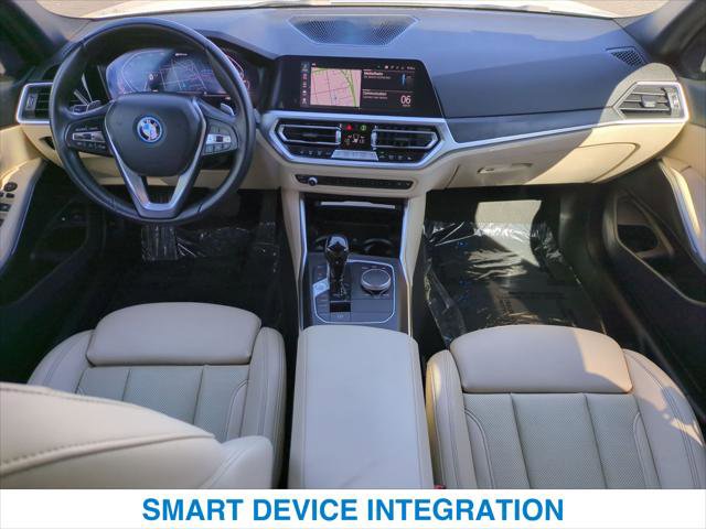 Used 2022 BMW 330e w/ Driving Assistance Package image 21