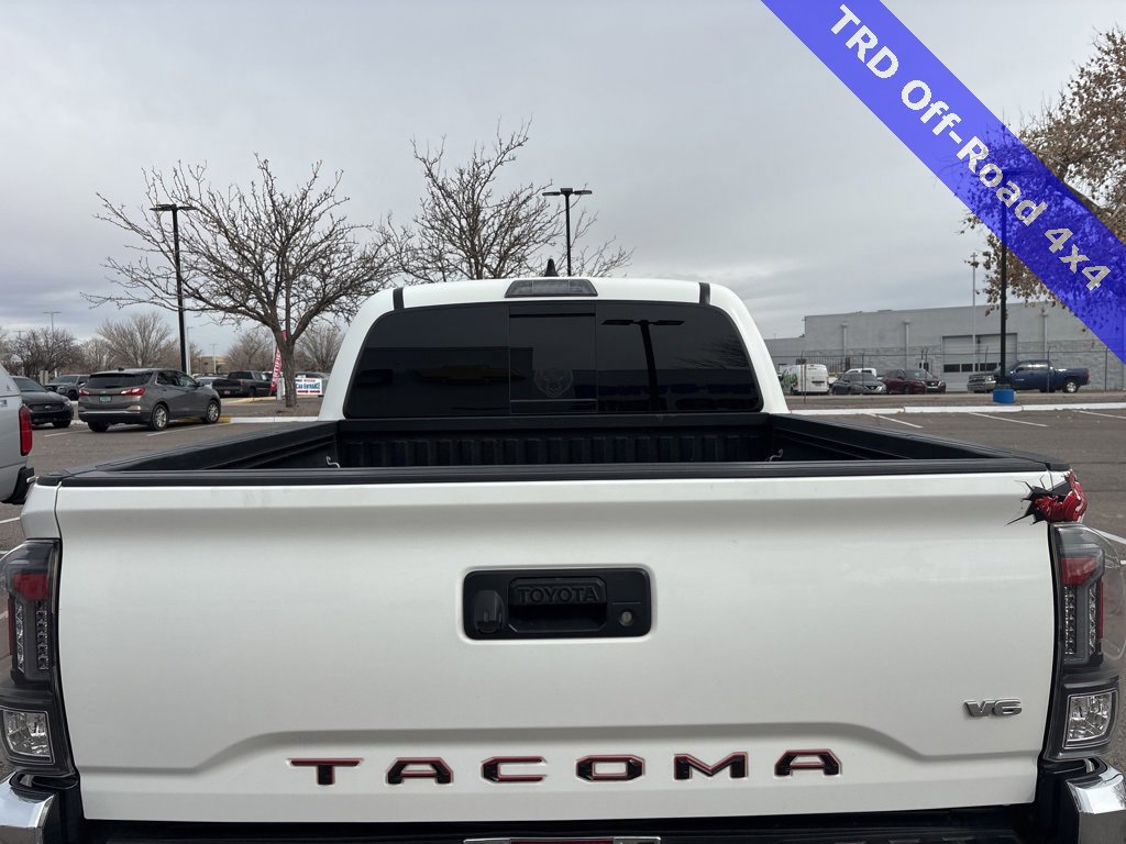 Used 2022 Toyota Tacoma TRD Off-Road image 4