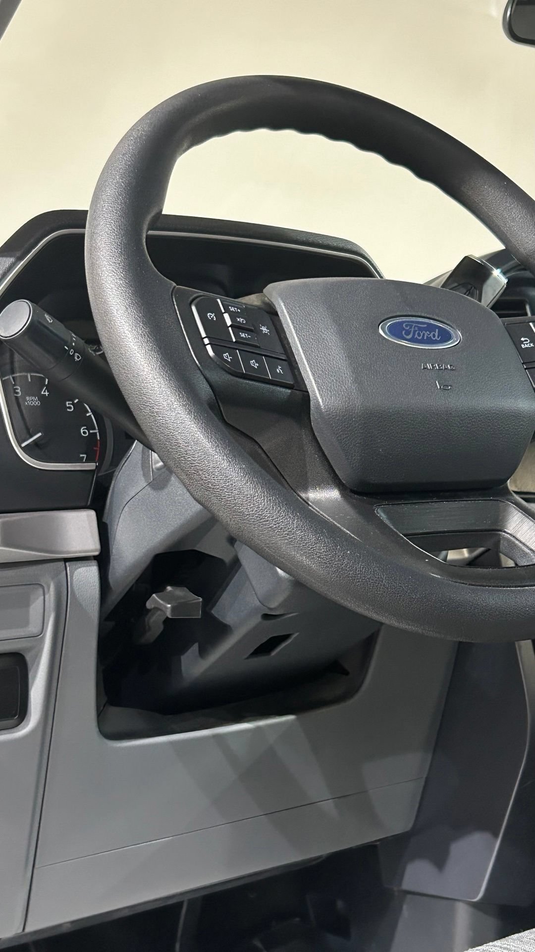 Used 2022 Ford F150 XLT RWD image 31