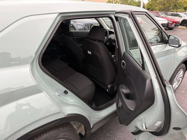 New 2026 Hyundai Venue SE FWD image 12
