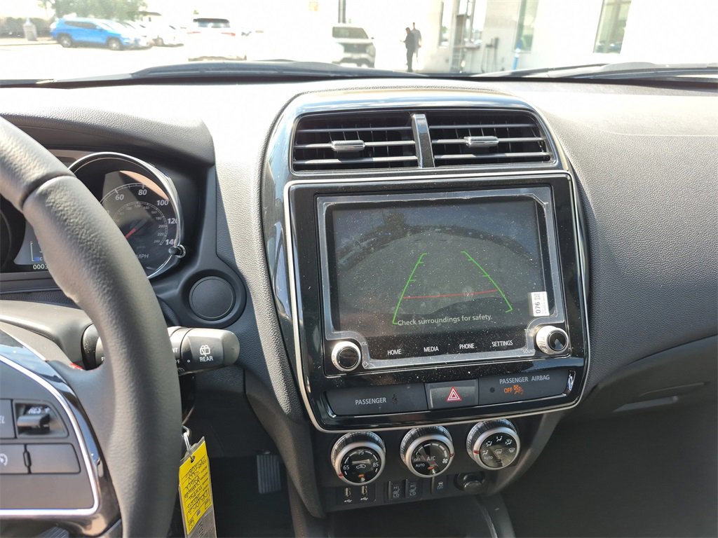 Used 2025 Mitsubishi Outlander Sport LE image 35