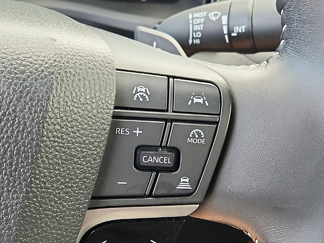 Used 2025 Toyota Camry SE FWD image 22