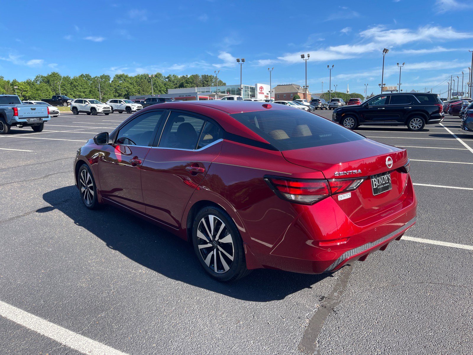 Used 2025 Nissan Sentra SV w/ SV Premium Package FWD image 14