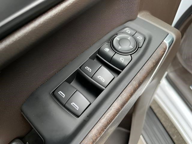 Certified 2022 GMC Sierra 1500 Denali w/ Denali Premium Package image 2