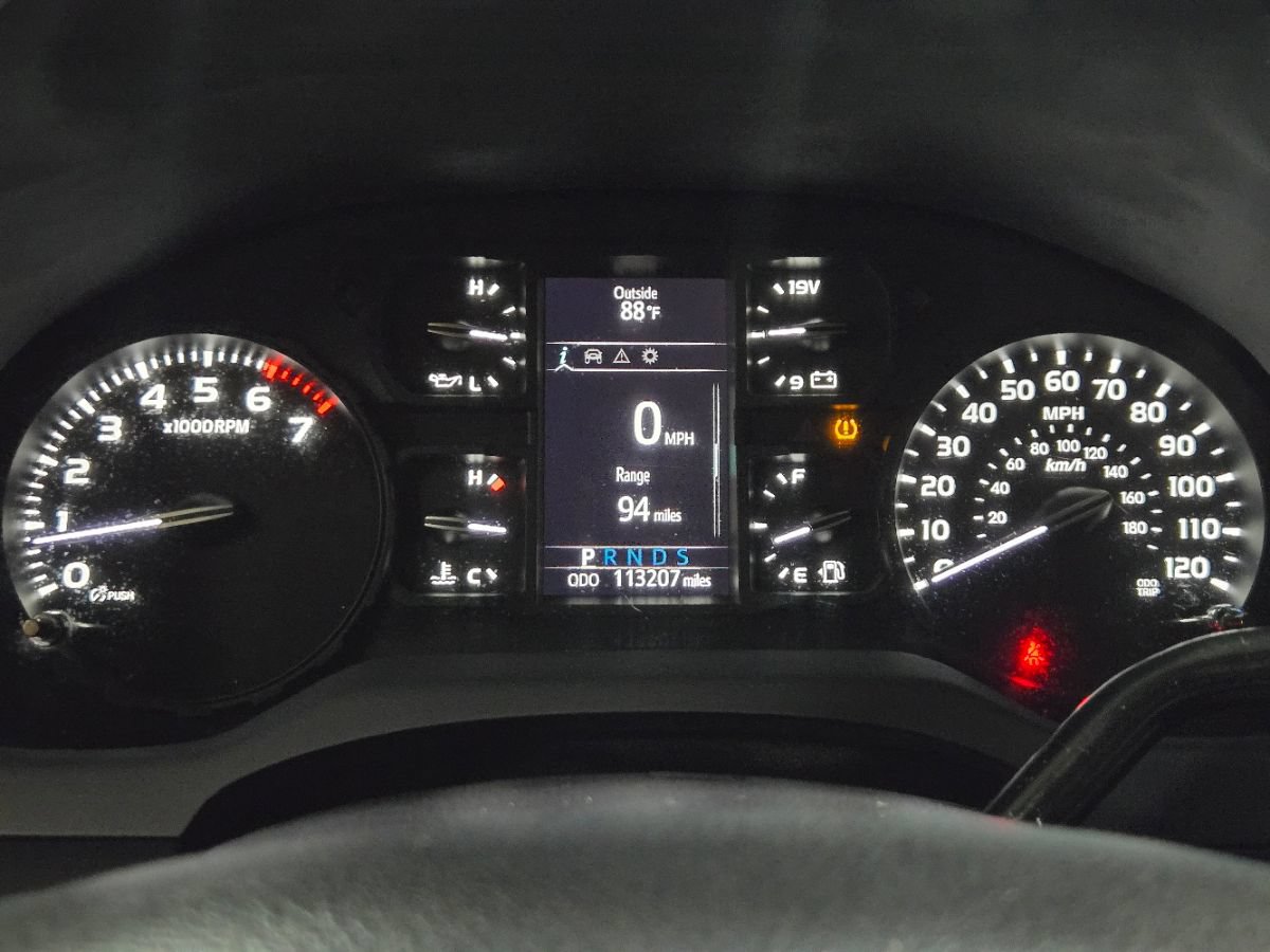 Used 2018 Toyota Tundra SR RWD image 30