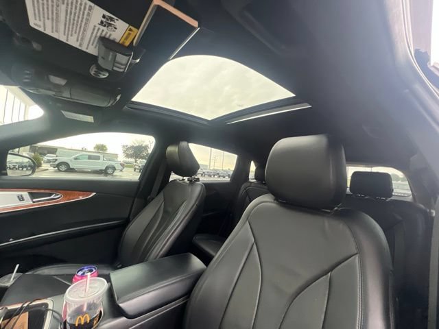 Used 2020 Lincoln Nautilus Reserve AWD/4WD image 11