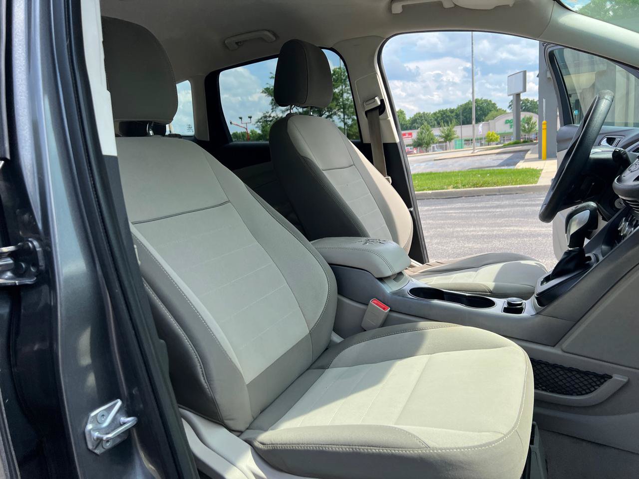 Used 2014 Ford Escape SE FWD image 30