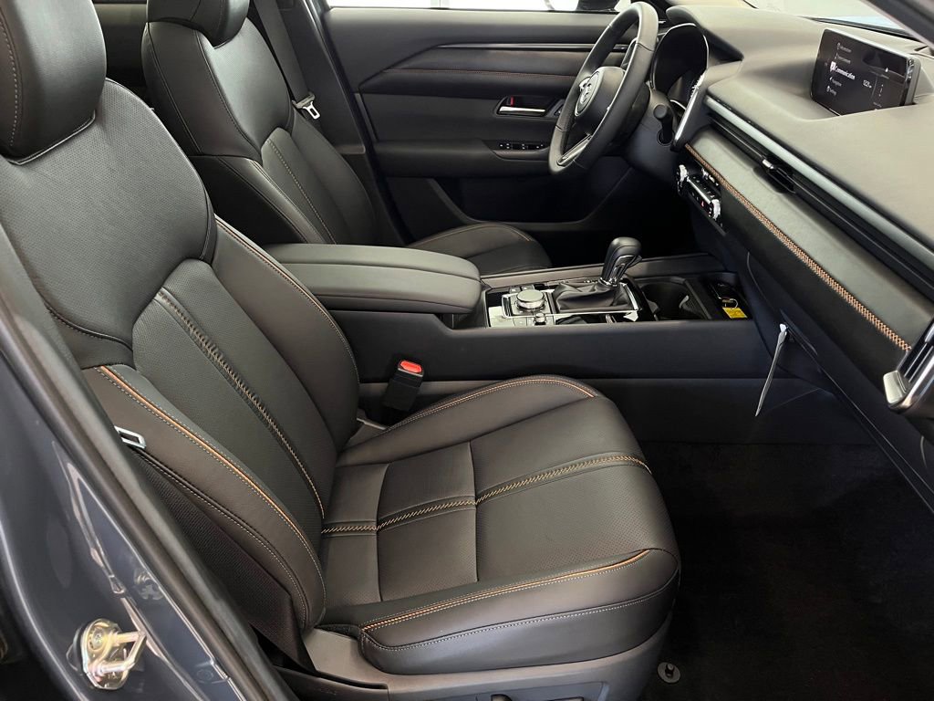 Certified 2025 MAZDA CX-50 AWD 2.5 S w/ Weather Package image 35