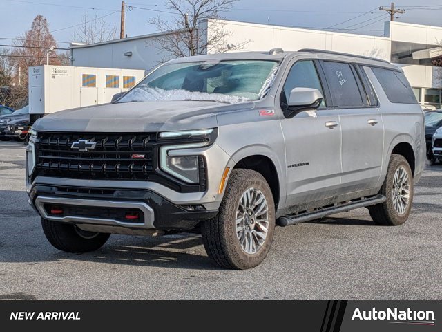 Used 2025 Chevrolet Suburban Z71