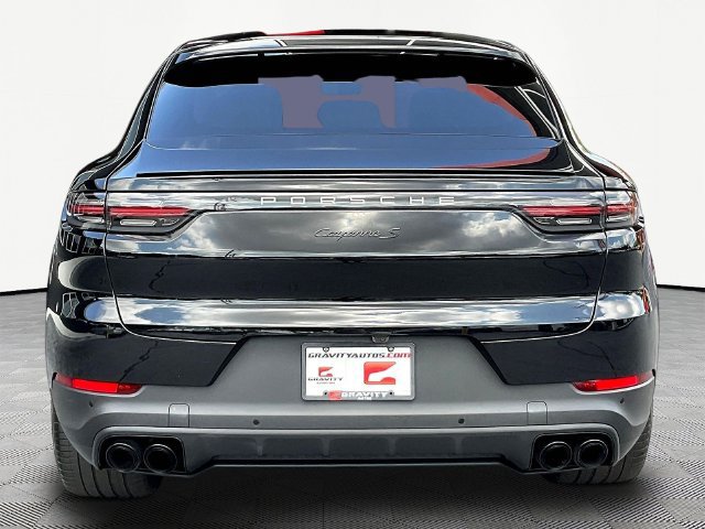 Used 2023 Porsche Cayenne S AWD/4WD image 6