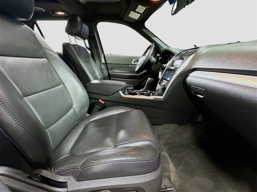 Used 2012 Ford Explorer XLT image 29