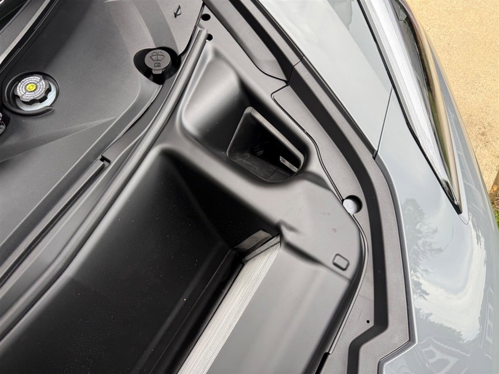 Used 2025 Chevrolet Corvette ZR1 w/ ZR1 Carbon Fiber Aero Package image 87