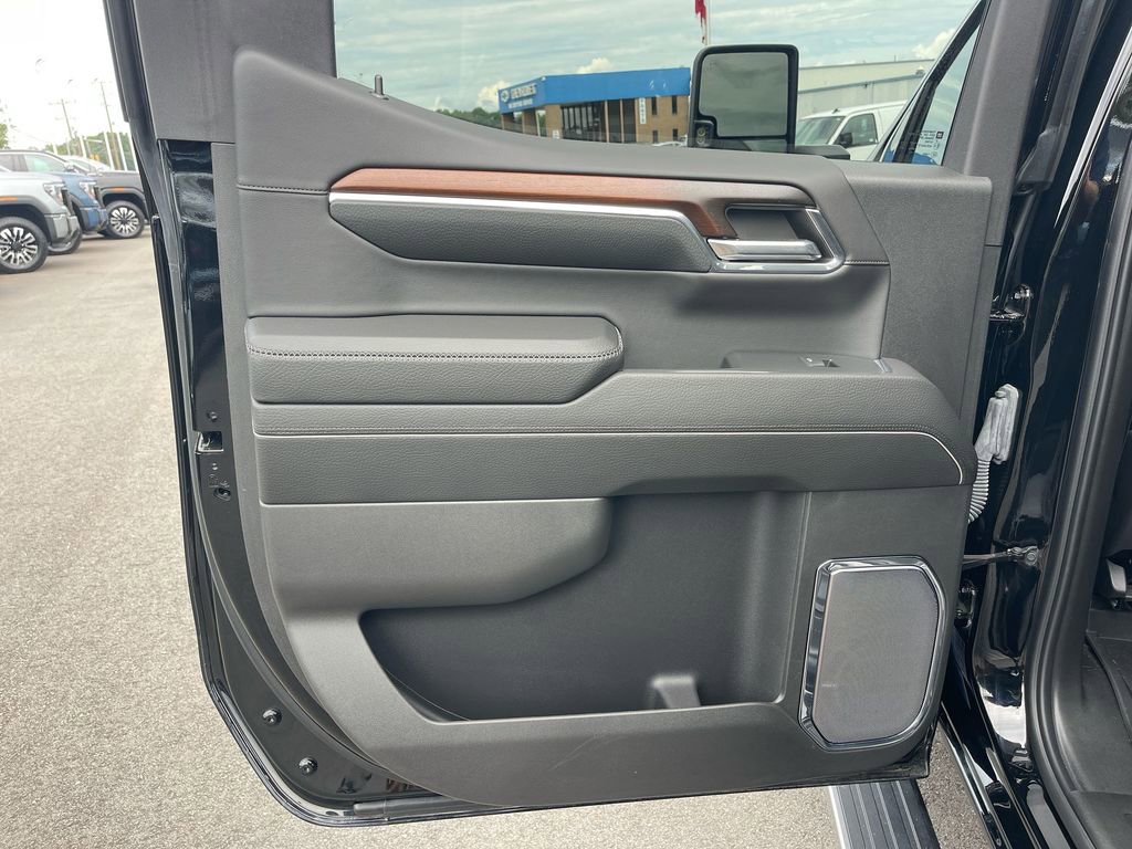 Used 2024 GMC Sierra 1500 Denali w/ Denali Reserve Package image 32