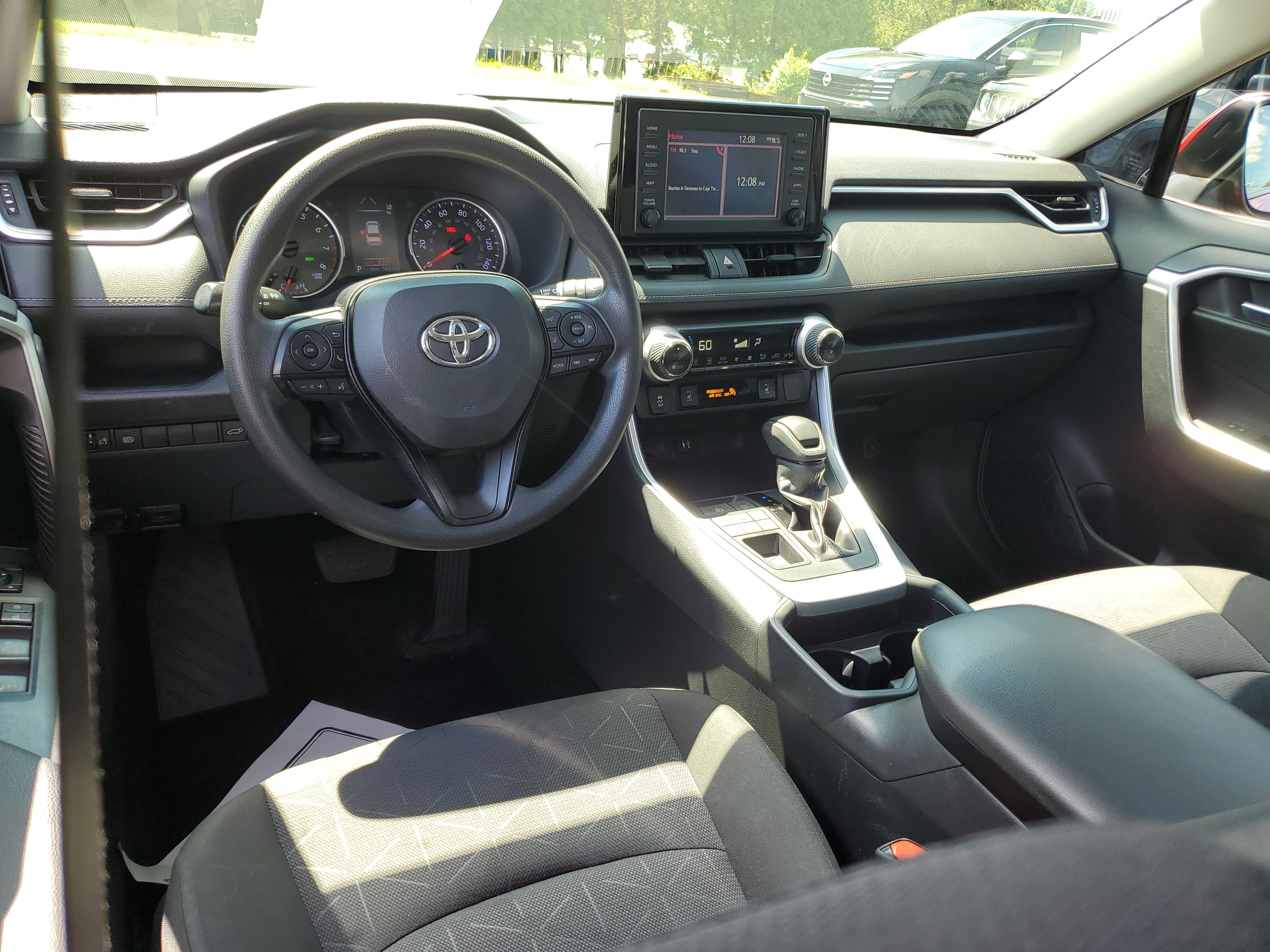 Used 2019 Toyota RAV4 XLE w/ Convenience Package AWD/4WD image 9