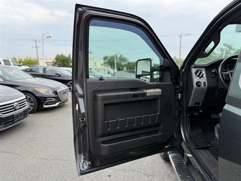 Used 2015 Ford F250 Lariat w/ Chrome Package AWD/4WD image 16