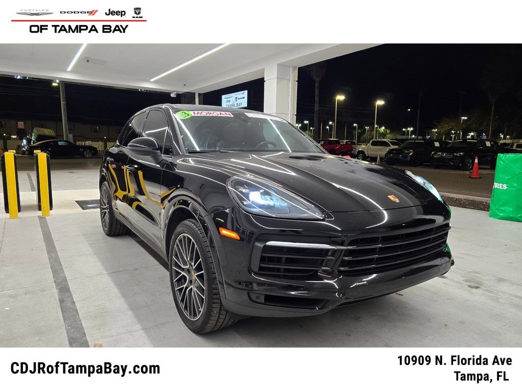Used 2023 Porsche Cayenne image 1