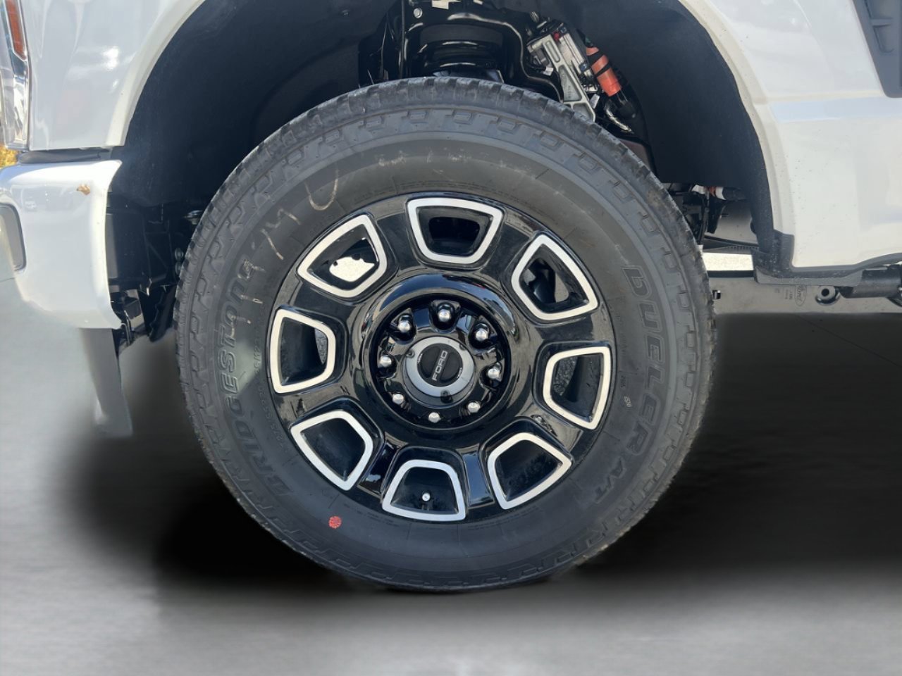 New 2026 Ford F250 Platinum w/ FX4 Off-Road Package image 36