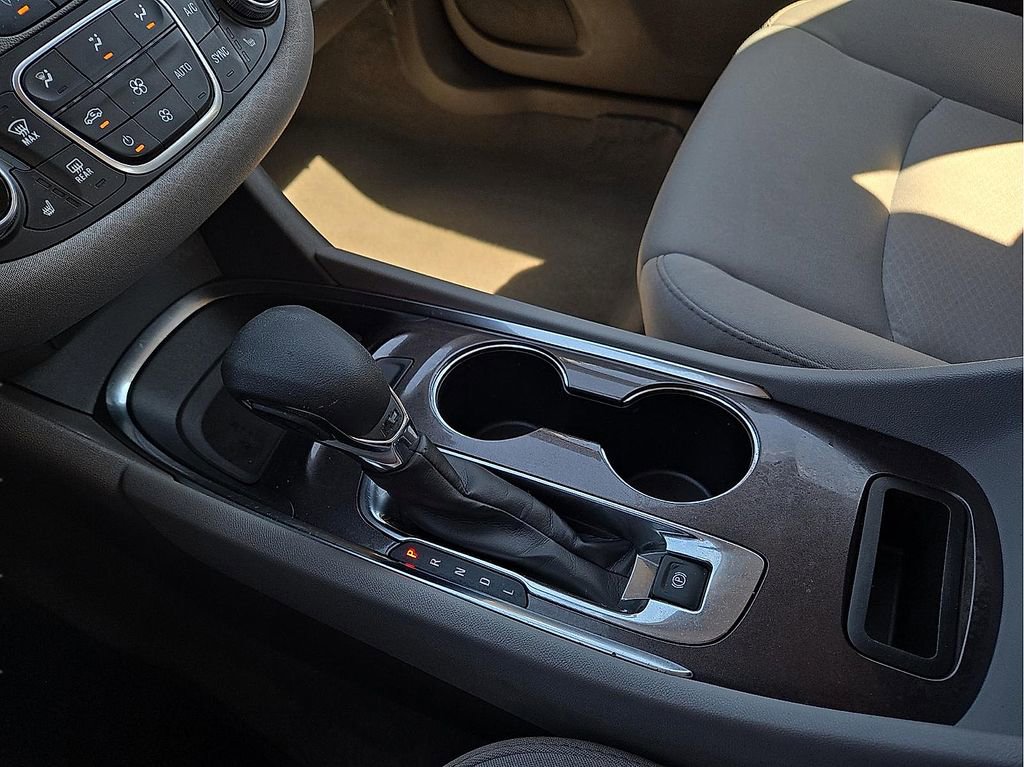 Used 2022 Chevrolet Malibu LT image 20