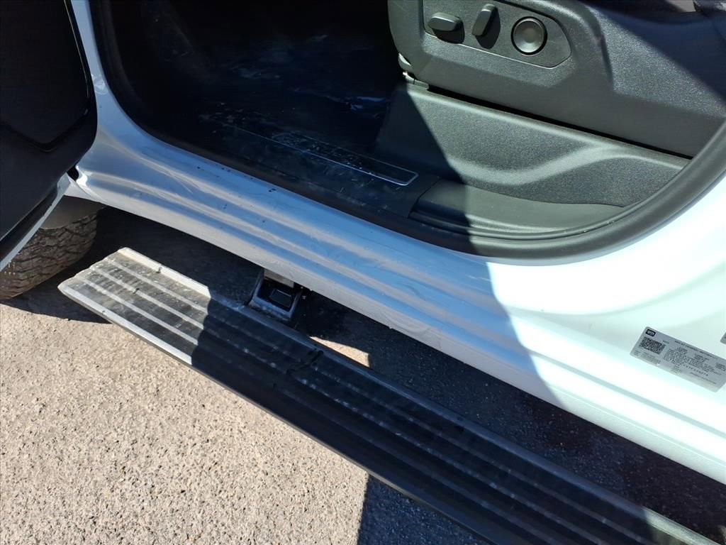 New 2026 GMC Sierra 2500 AT4 w/ AT4 Premium Plus Package image 13