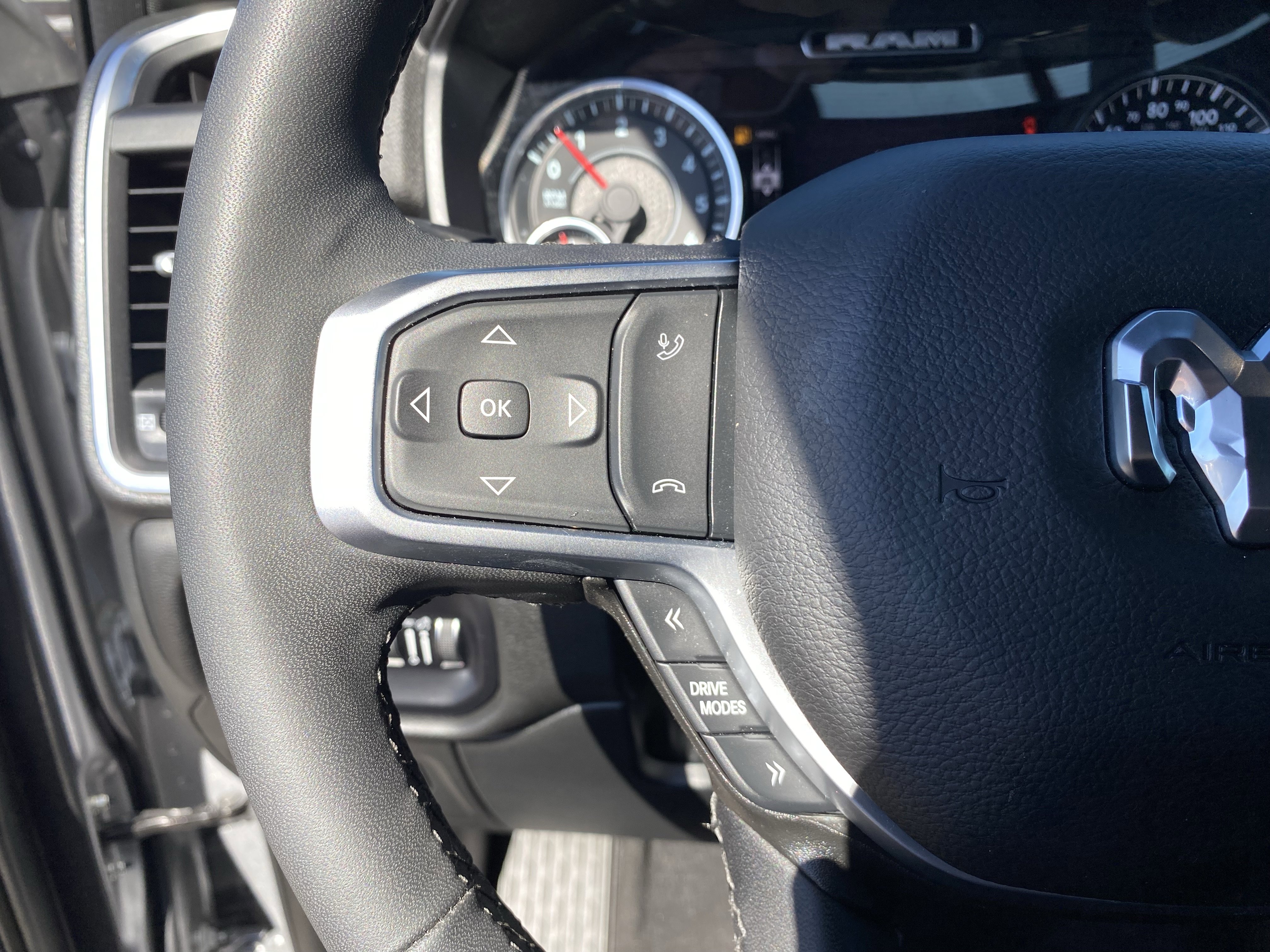 Used 2025 RAM 1500 Big Horn image 27