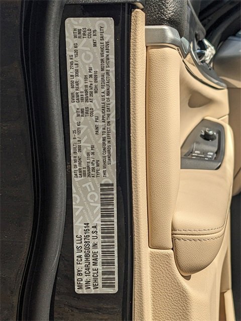 New 2025 Jeep Grand Cherokee Limited image 27