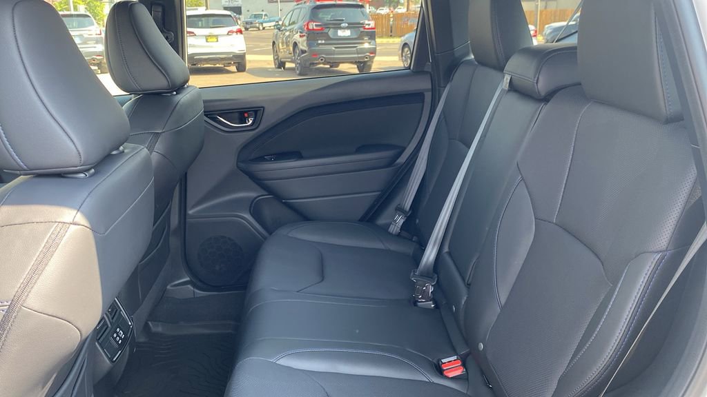 Used 2025 Subaru Forester Limited image 14