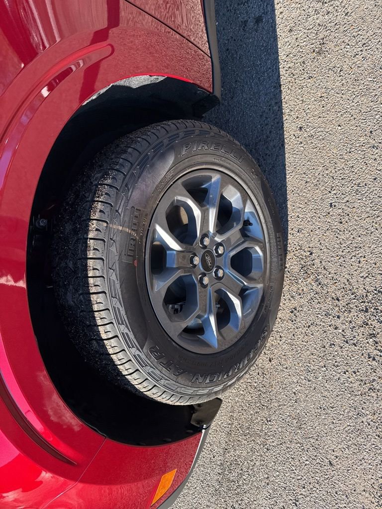 New 2026 Ford Maverick XLT w/ XLT Luxury Package image 9