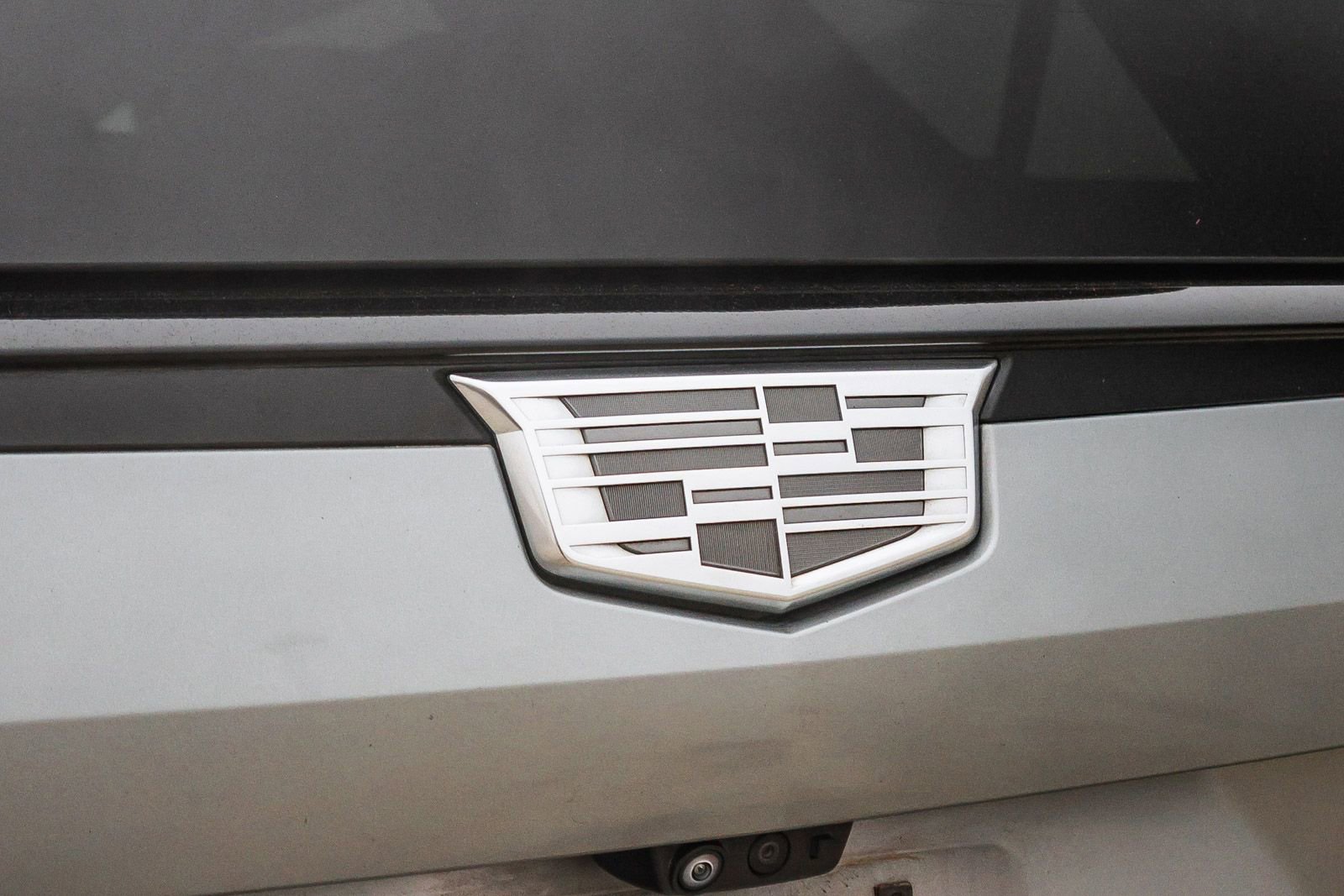 Used 2023 Cadillac Escalade Sport Platinum w/ LPO, ONYX Package image 12