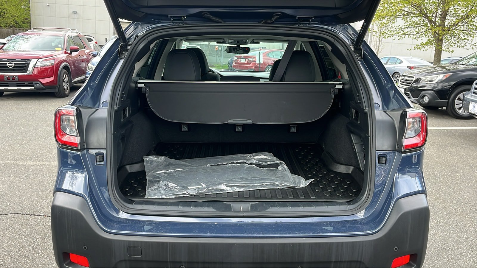 Certified 2025 Subaru Outback Onyx Edition AWD/4WD image 25