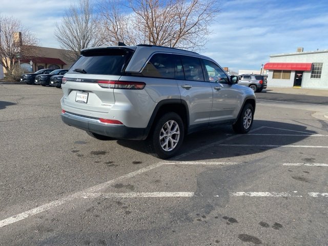 Used 2022 Jeep Grand Cherokee Limited image 5