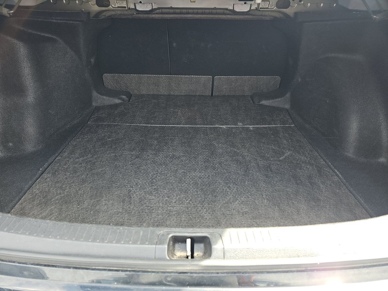 Used 2022 Toyota Corolla LE FWD image 14