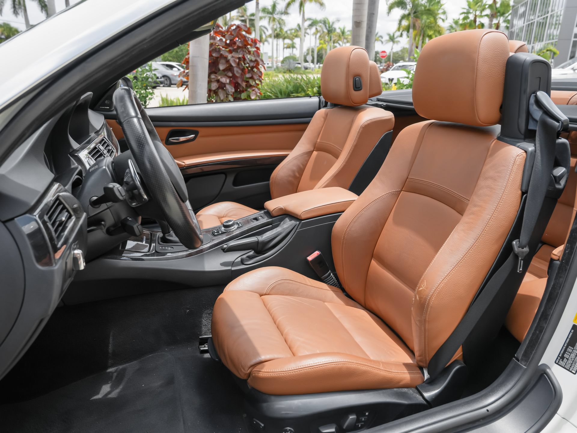 Used 2013 BMW 335i Convertible RWD image 18