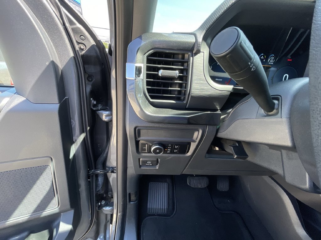 Used 2024 Ford F150 STX RWD image 16