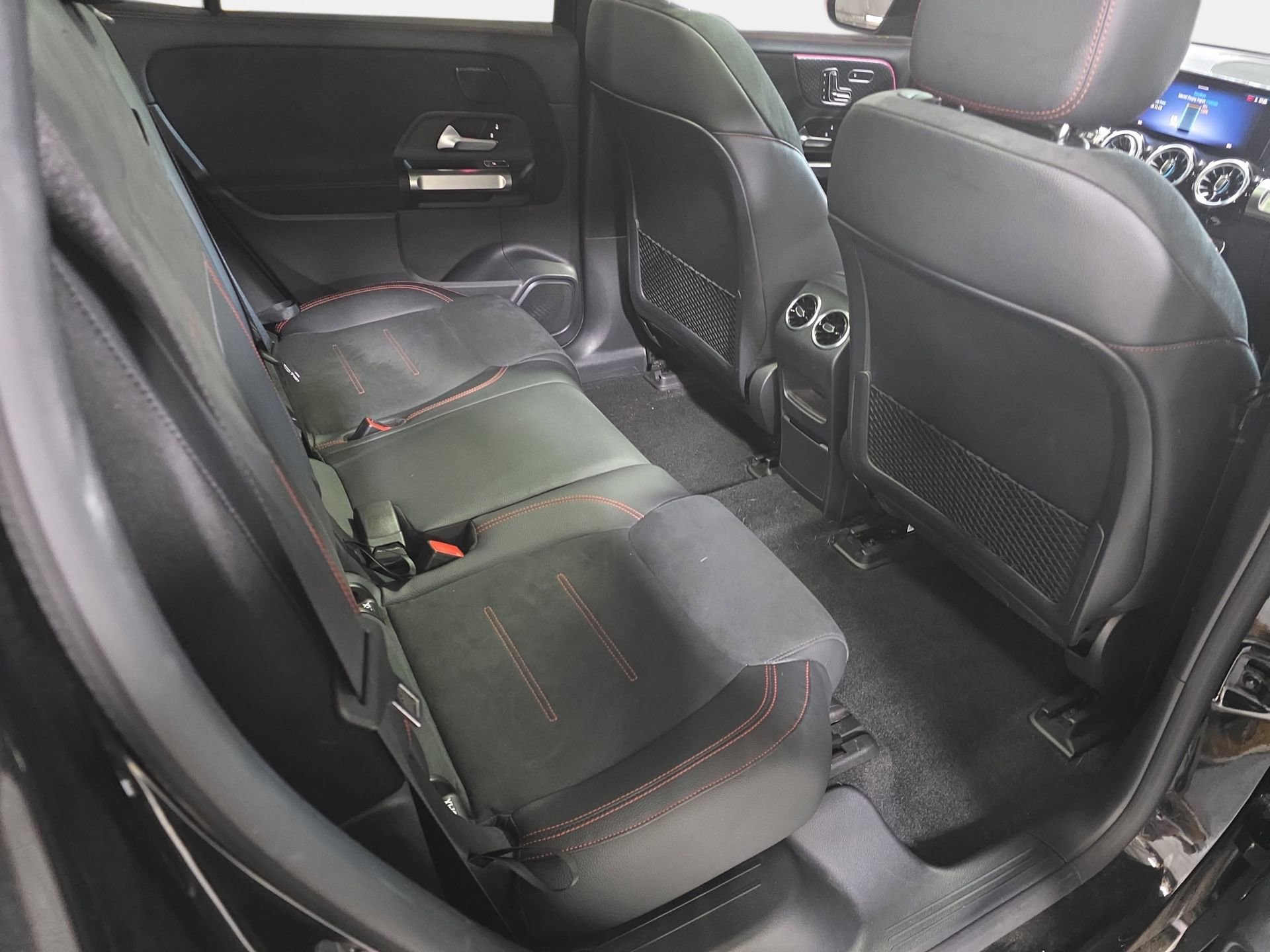 Used 2024 Mercedes-Benz EQB 250+ image 11