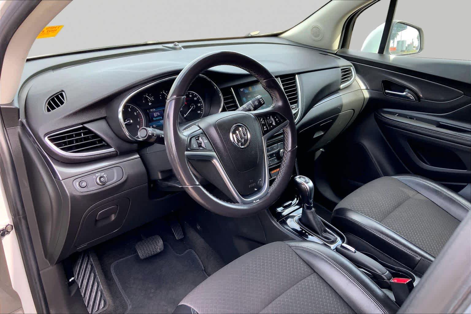 Used 2021 Buick Encore Preferred w/ Safety Package AWD/4WD image 16