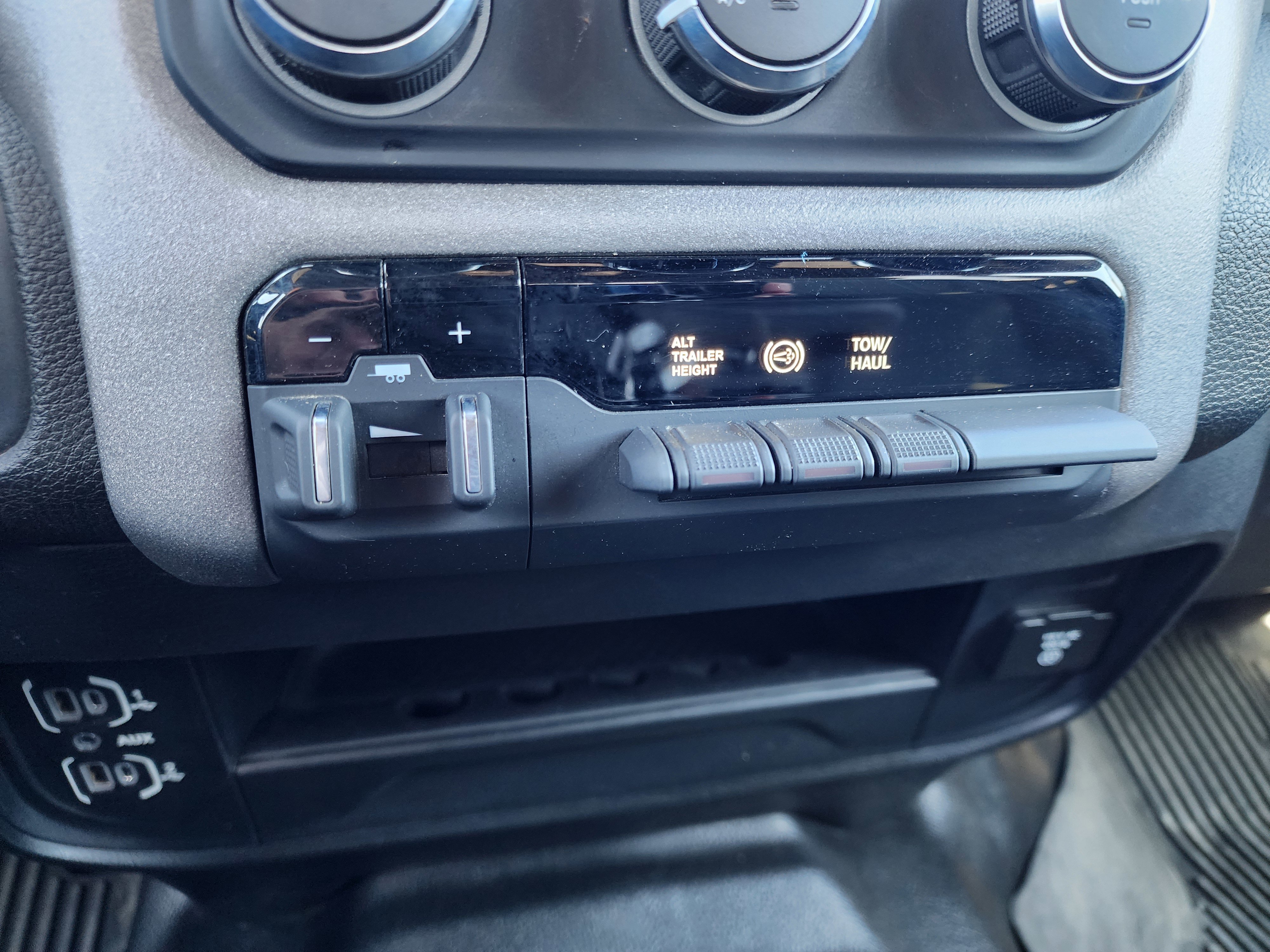 Used 2021 RAM 3500 Tradesman w/ Max Tow Package image 27