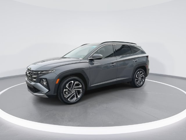 Certified 2025 Hyundai Tucson Limited AWD/4WD image 4