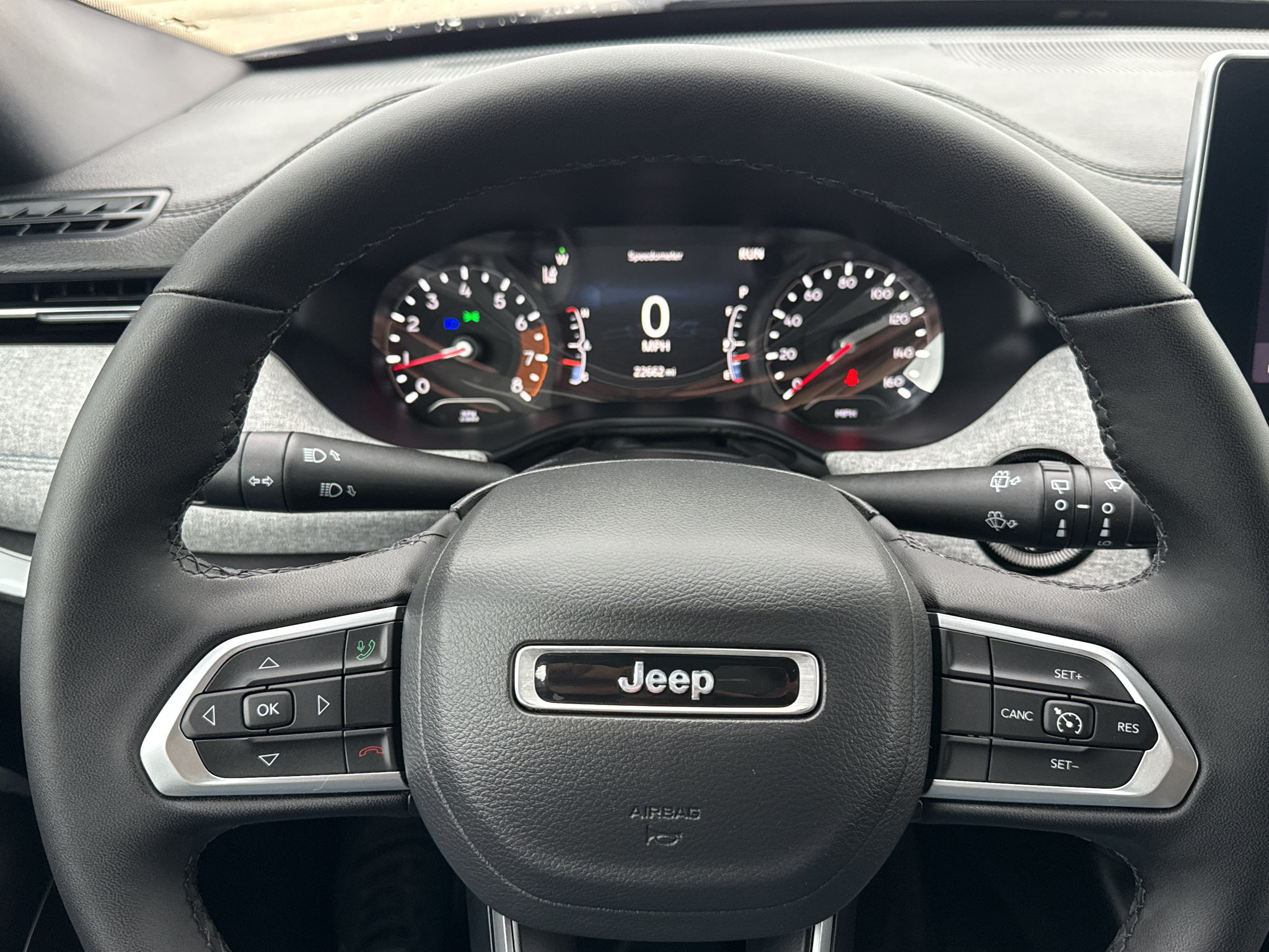 Used 2024 Jeep Compass Latitude w/ Convenience Group AWD/4WD image 13