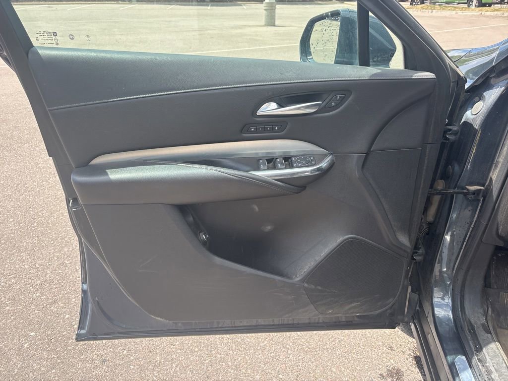 Used 2019 Cadillac XT4 Premium Luxury AWD/4WD image 8