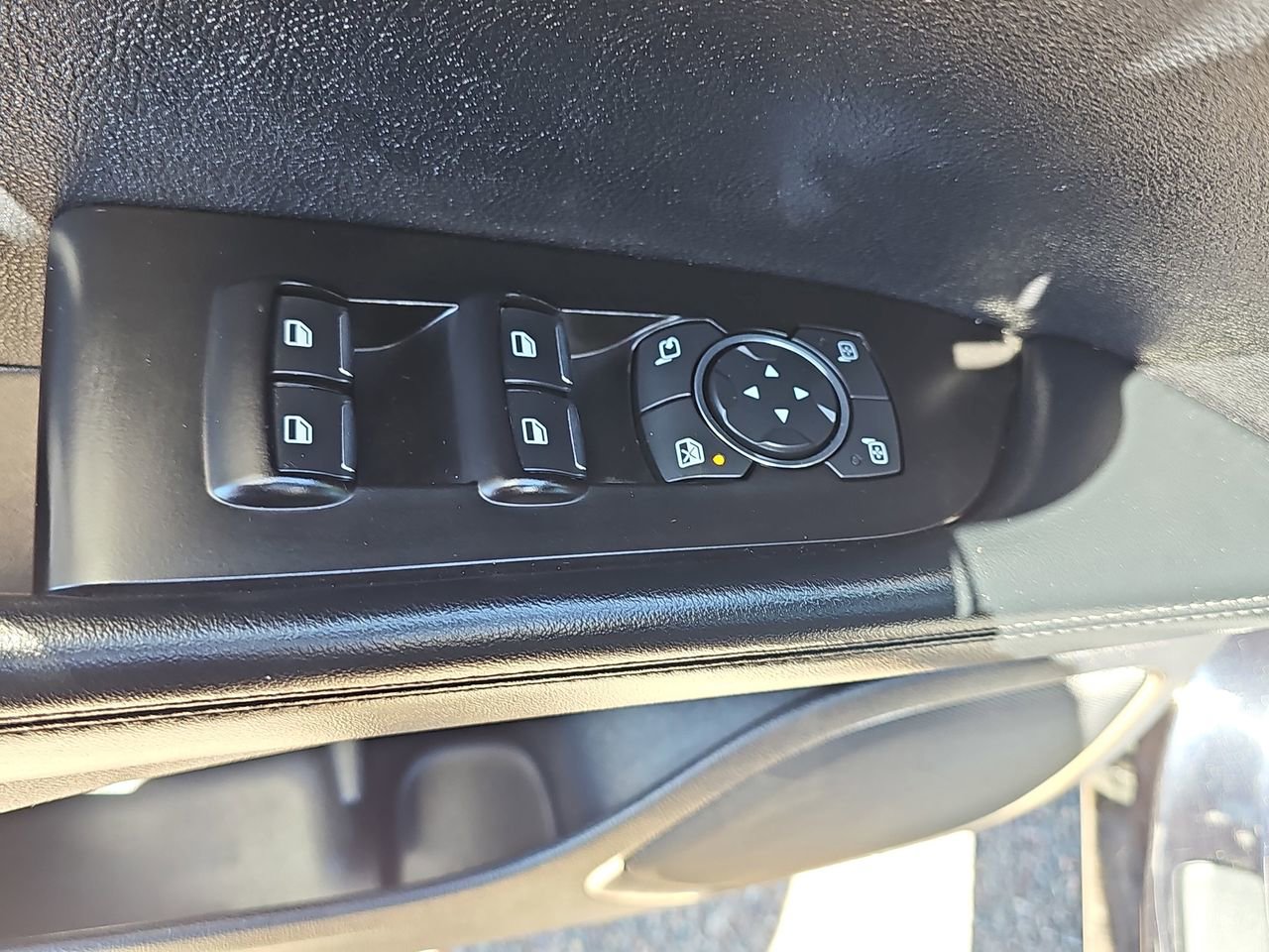 Used 2019 Lincoln Nautilus Reserve image 28