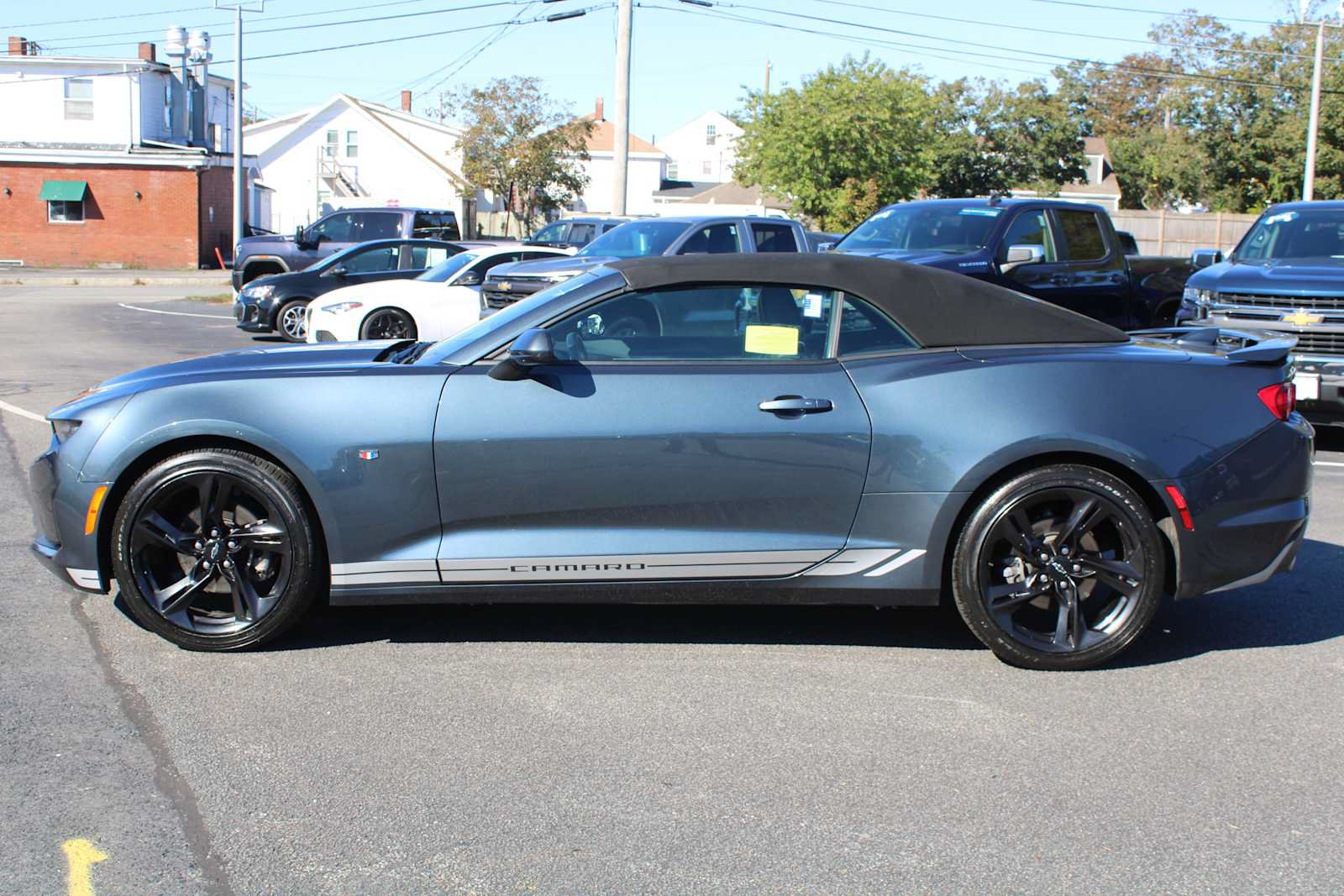 Certified 2023 Chevrolet Camaro LT RWD image 4