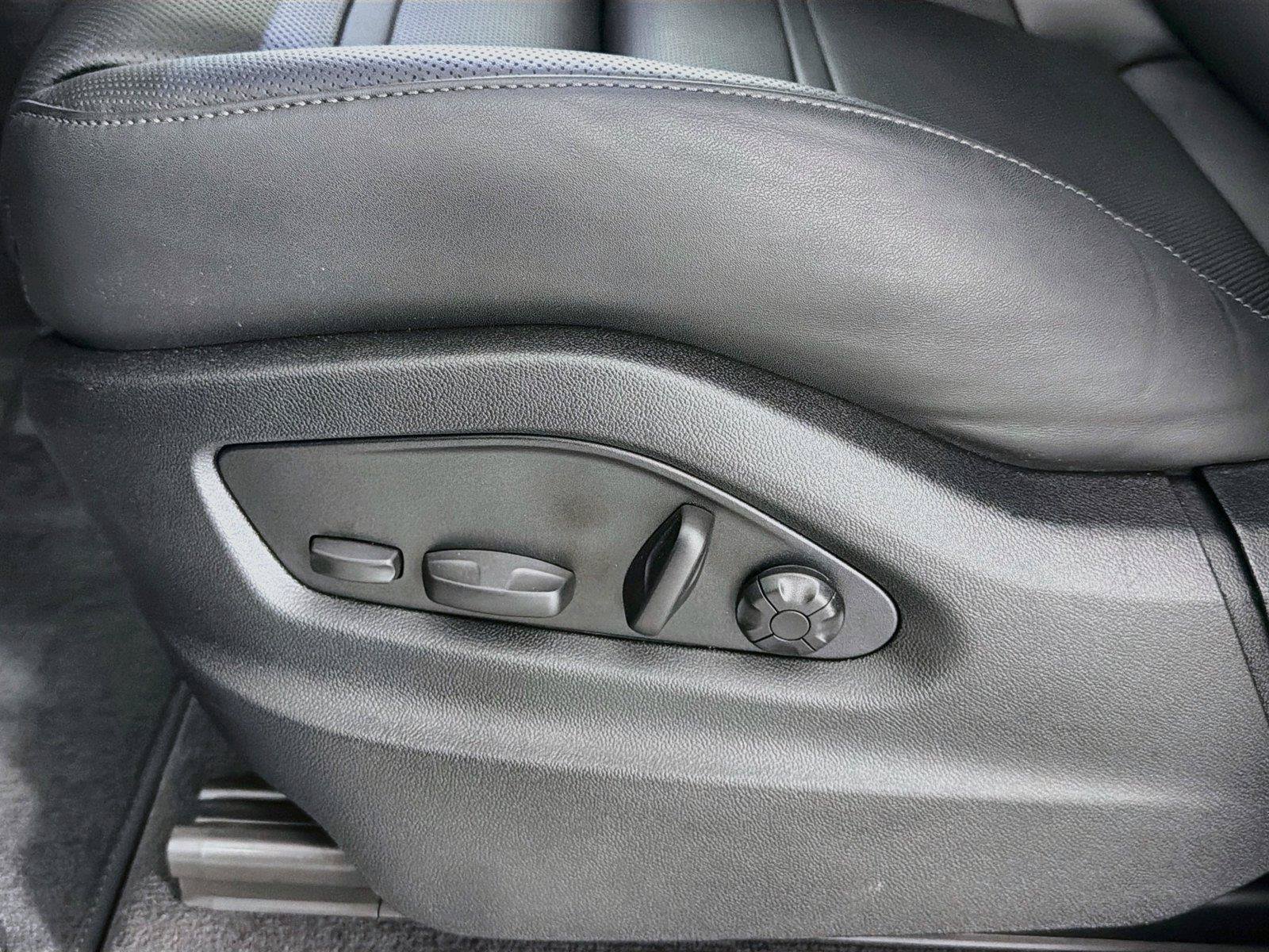 Certified 2026 Porsche Cayenne S AWD/4WD image 32