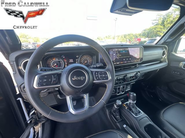 Used 2024 Jeep Wrangler Unlimited Sahara w/ Technology Group AWD/4WD image 16