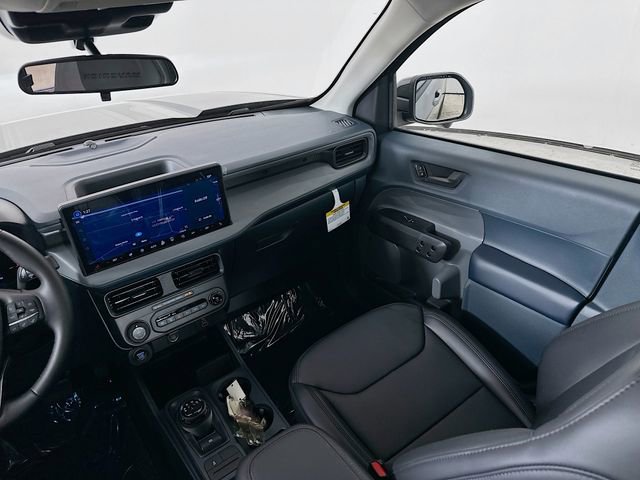 New 2026 Ford Maverick Lariat w/ Black Appearance Package image 24