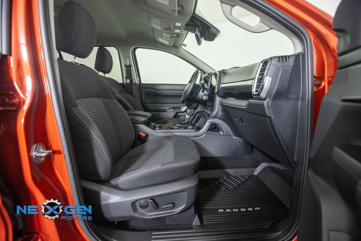 Used 2024 Ford Ranger XLT w/ Equipment Group 301A High AWD/4WD image 41