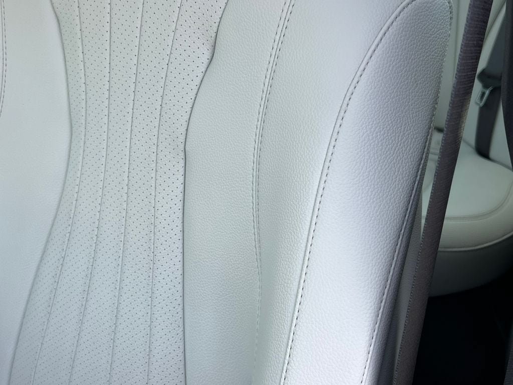 Used 2023 Mercedes-Benz E 350 4MATIC Sedan w/ Premium Package image 14