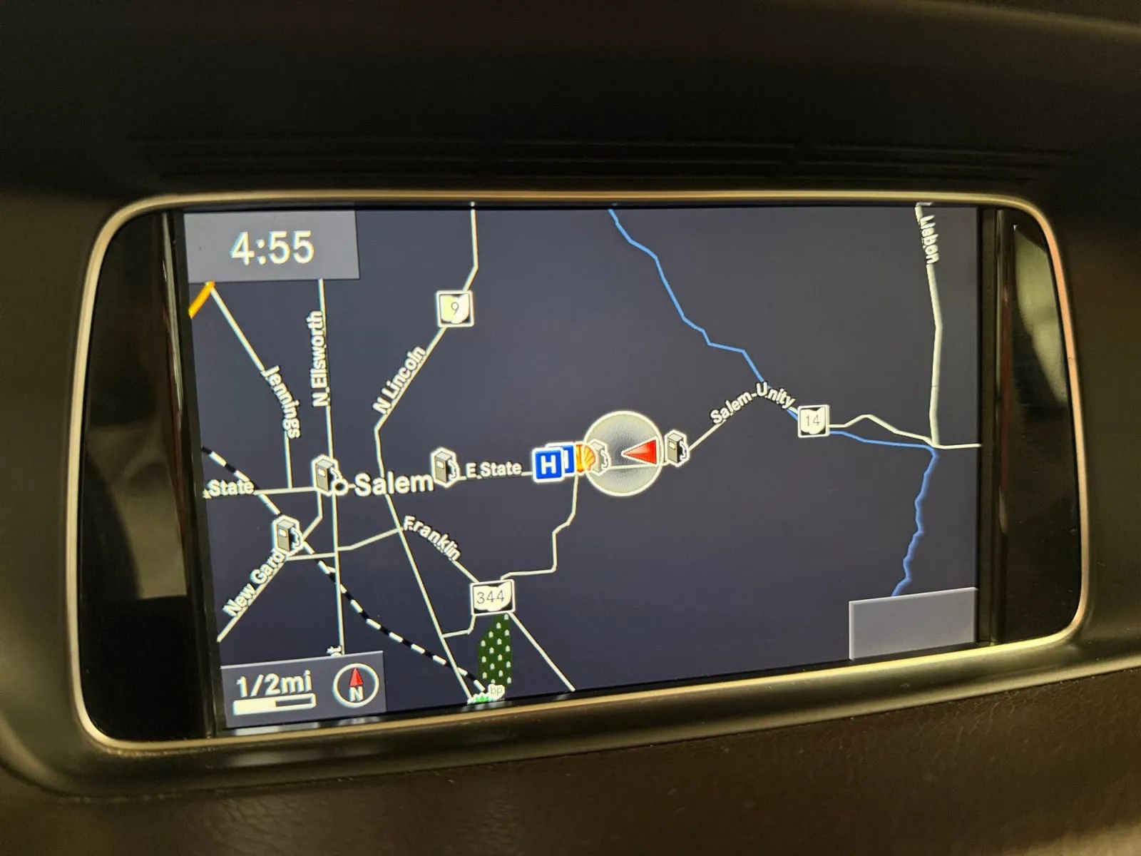 Used 2015 Mercedes-Benz E 350 E 350 4MATIC Sedan 4D w/ Premium 1 Package image 30