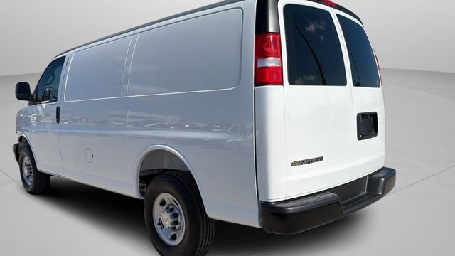 New 2025 Chevrolet Express 2500 w/ Driver Convenience Package RWD image 6