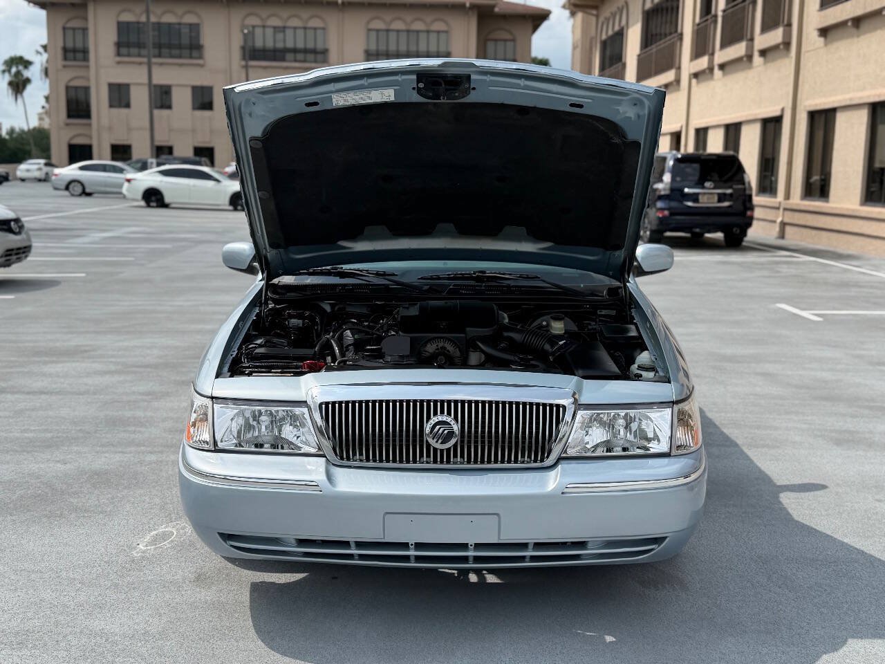 Used 2004 Mercury Grand Marquis LS RWD image 40